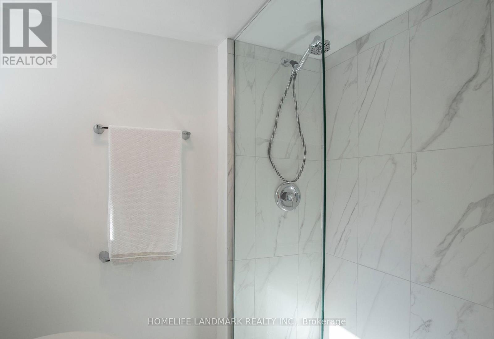 35 Dupont Street, Toronto, ON photo 40