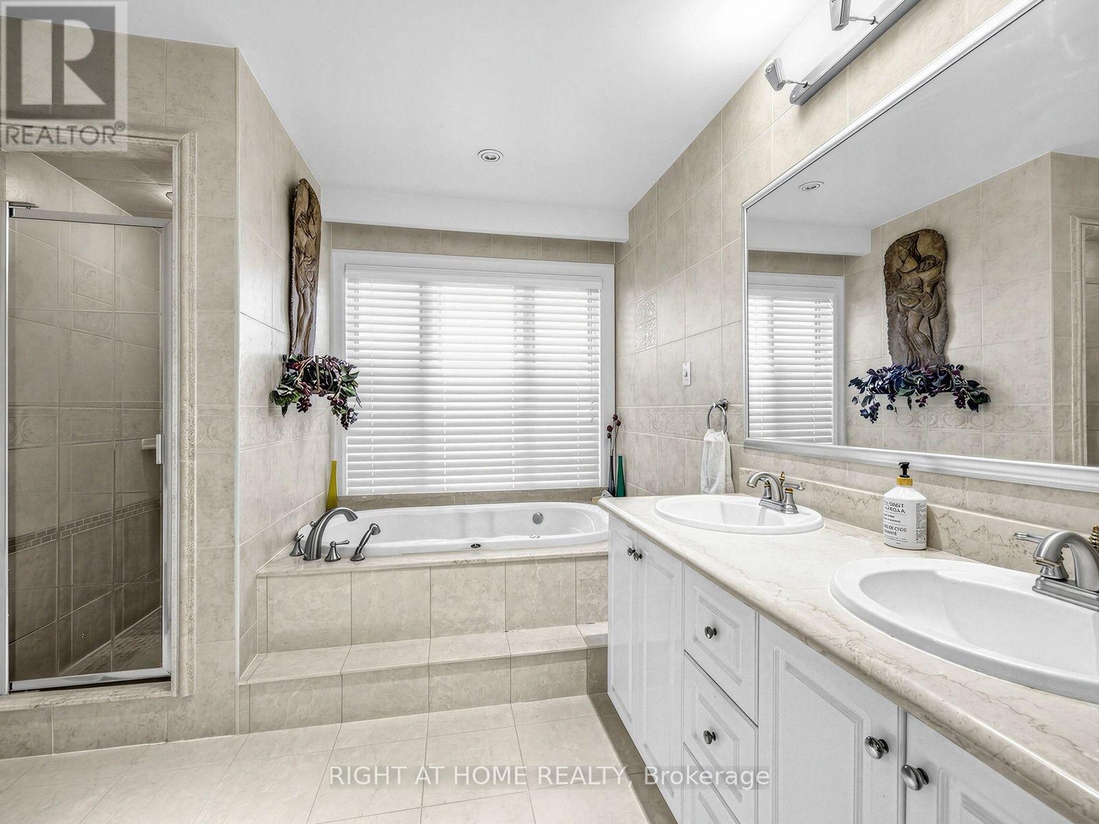 89 Page Avenue, Toronto, ON photo 16