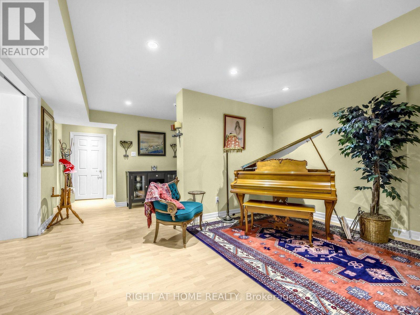 89 Page Avenue, Toronto, ON photo 22