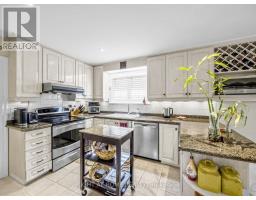 Games room - 89 Page Avenue, Toronto, ON M2K2B8 Photo 12