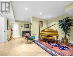 89 Page Avenue, Toronto, ON M2K2B8 Photo 22