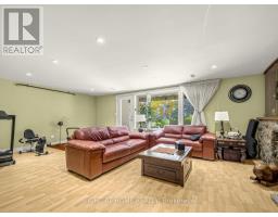 89 Page Avenue, Toronto, ON M2K2B8 Photo 23