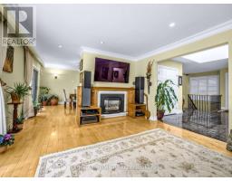 Kitchen - 89 Page Avenue, Toronto, ON M2K2B8 Photo 8