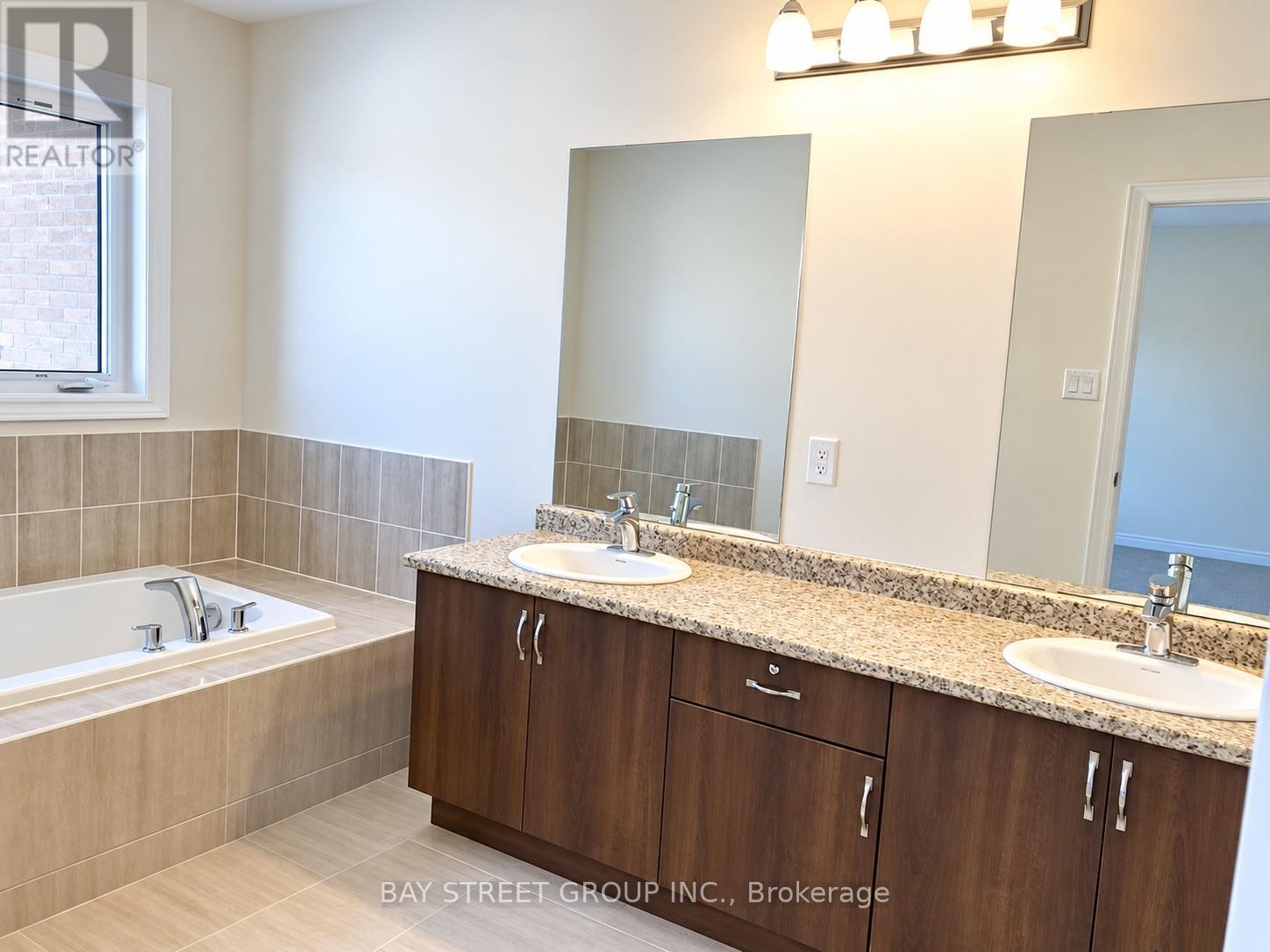 51 BADGEROW WAY, Aurora — photo 5