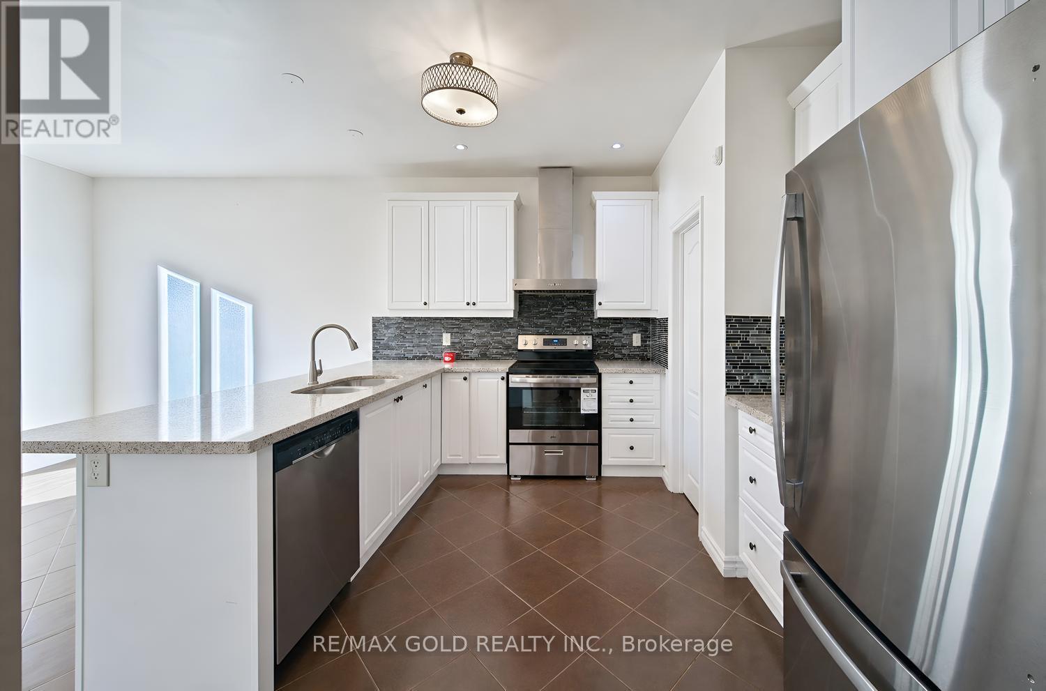 48 Bevington Road, Brampton, ON photo 17