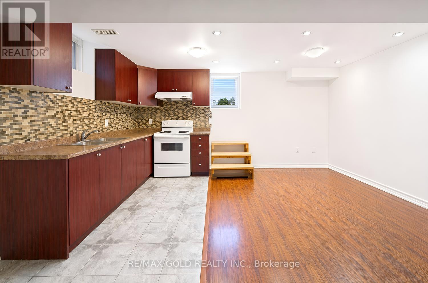 48 Bevington Road, Brampton, ON photo 41