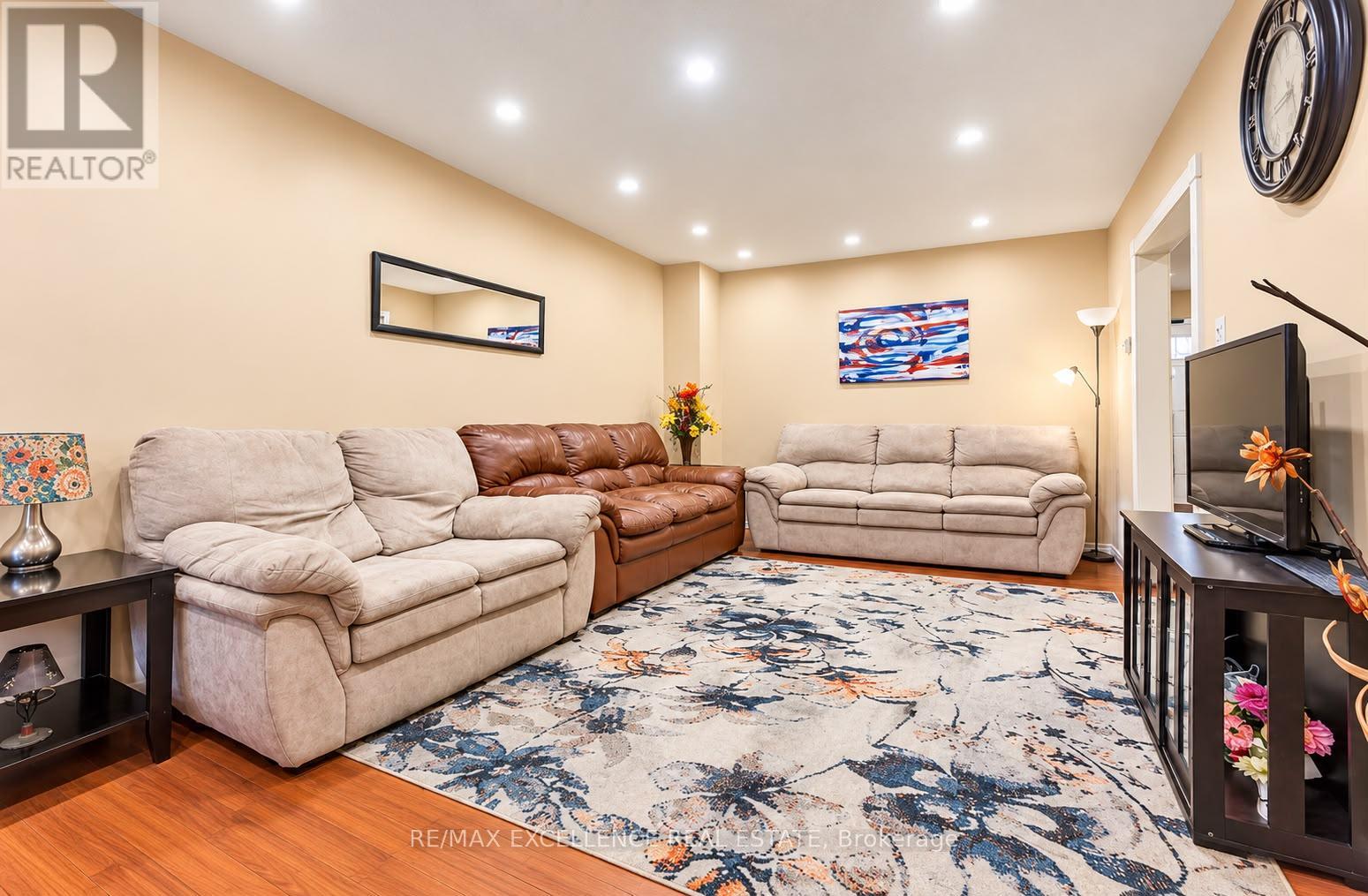 88 FLEETWOOD CRESCENT, Brampton (Southgate) — photo 6