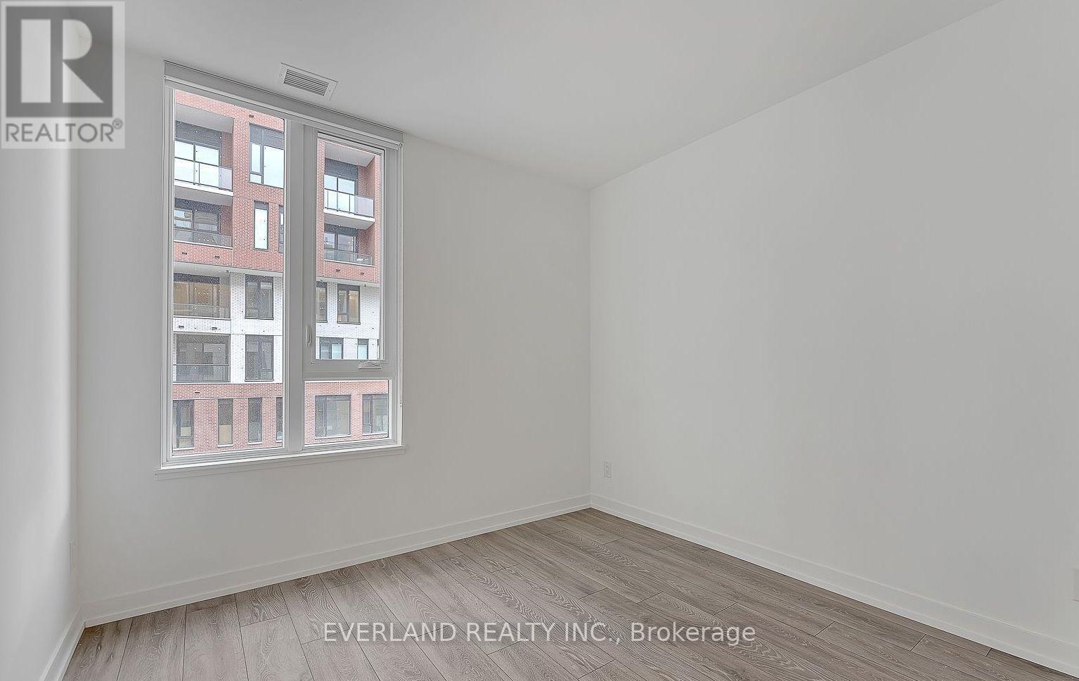 304 - 3100 KEELE STREET, Toronto (Downsview-Roding-CFB) — photo 2