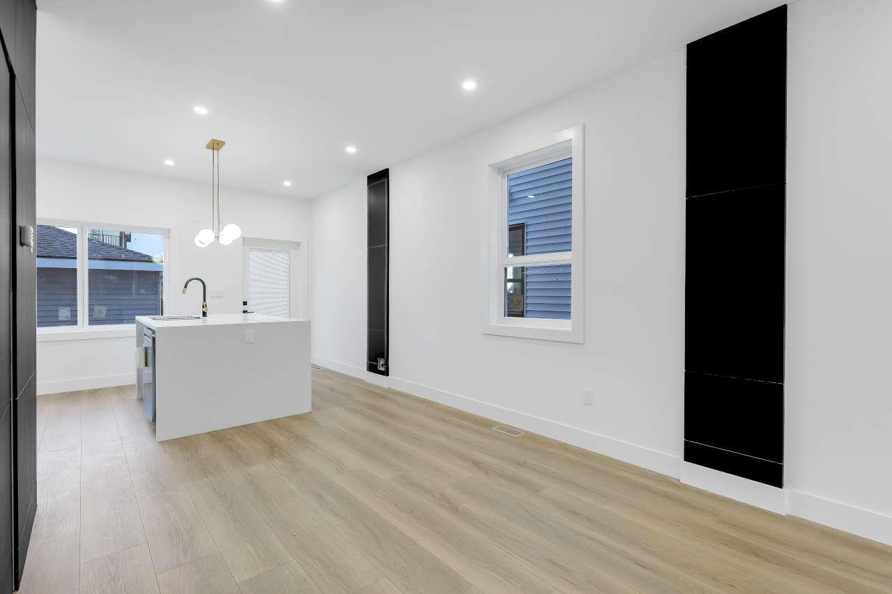 Photo of 101 14755 68A AVENUE 33