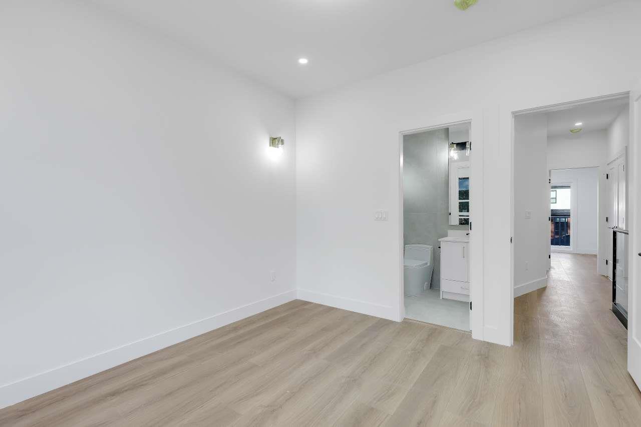 Photo of 101 14755 68A AVENUE 16