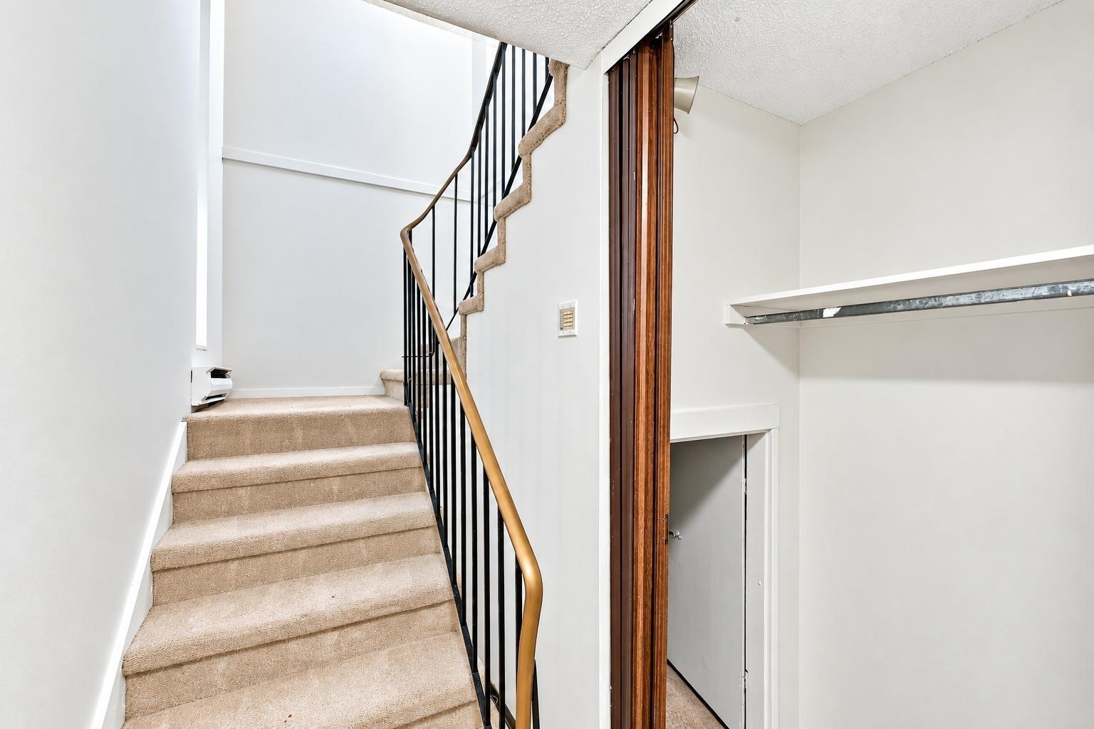 10511 HOLLY PARK LANE, Surrey - Image 1