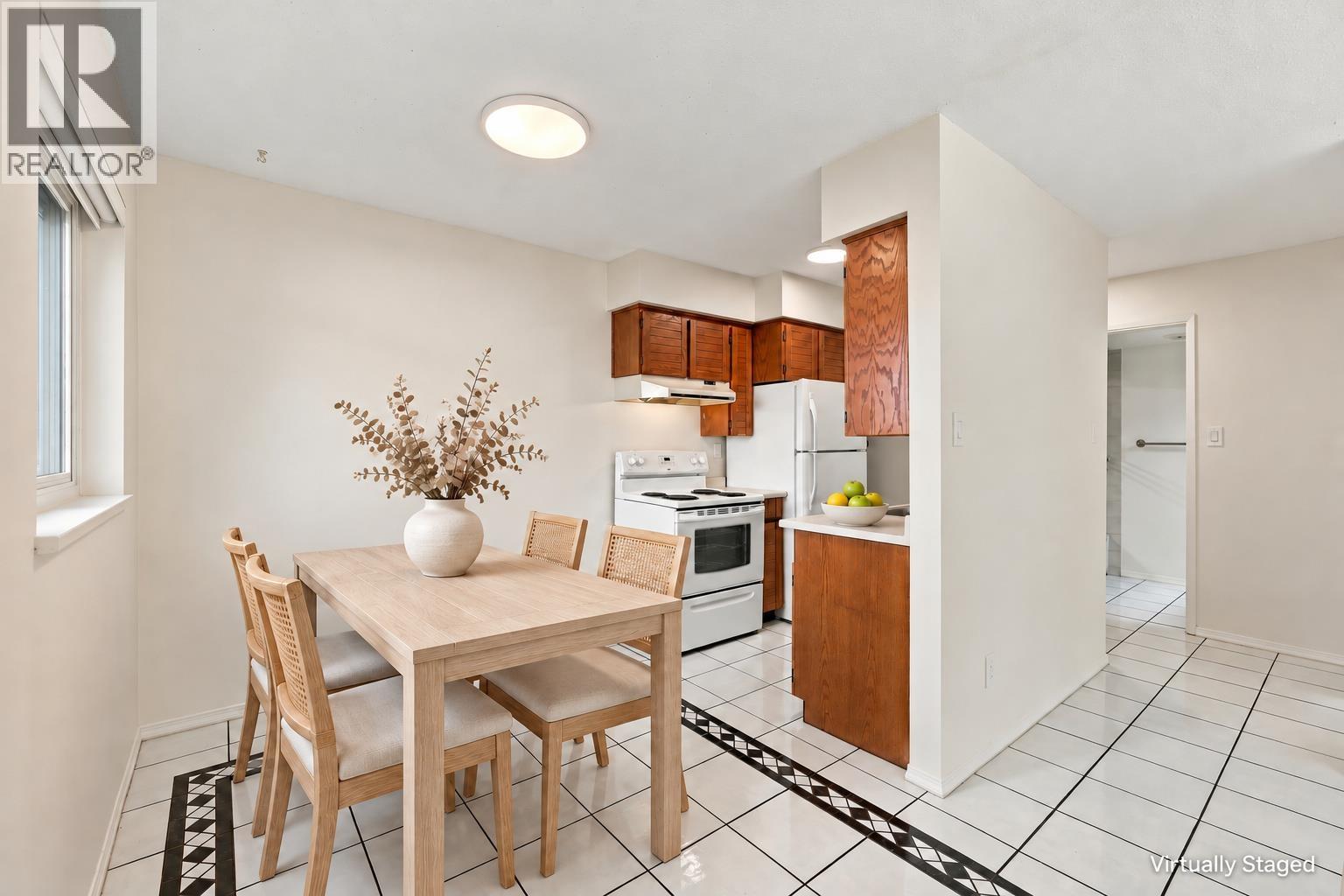 206 335 CEDAR STREET, New Westminster - Image 1