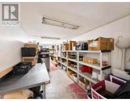 3016b Bathurst Street, Toronto, ON M6B3B6 Photo 9