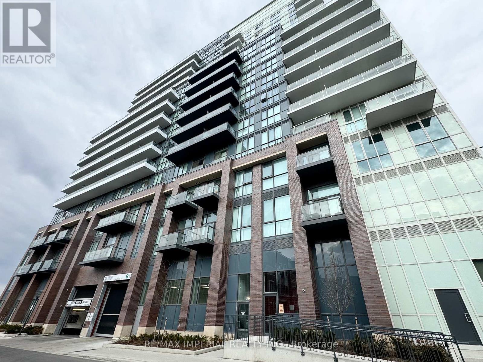 1606 - 10 HONEYCRISP CRESCENT, Vaughan (Vaughan Corporate Centre)