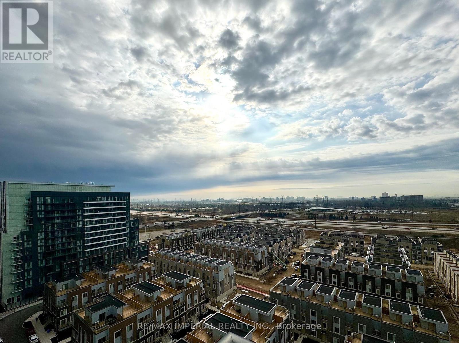 1606 - 10 HONEYCRISP CRESCENT, Vaughan (Vaughan Corporate Centre) — photo 12