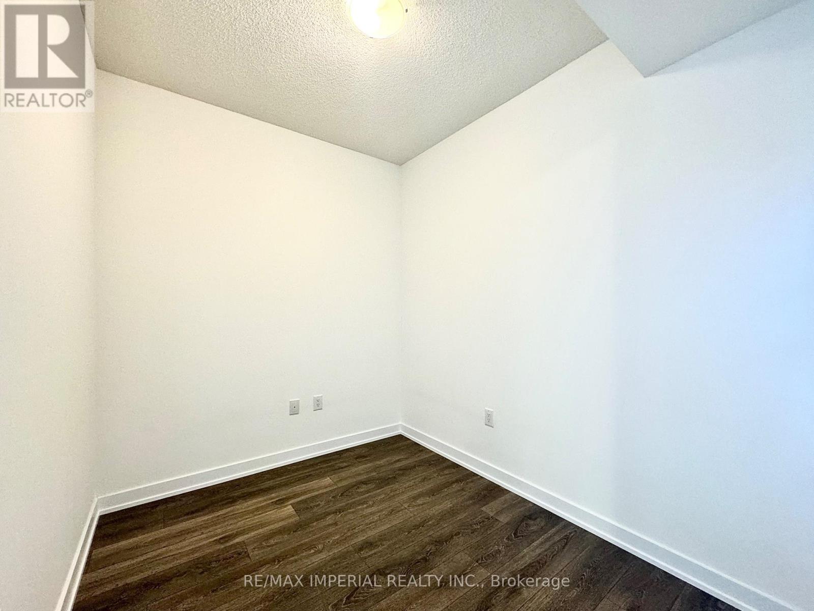 1606 - 10 HONEYCRISP CRESCENT, Vaughan (Vaughan Corporate Centre) — photo 5