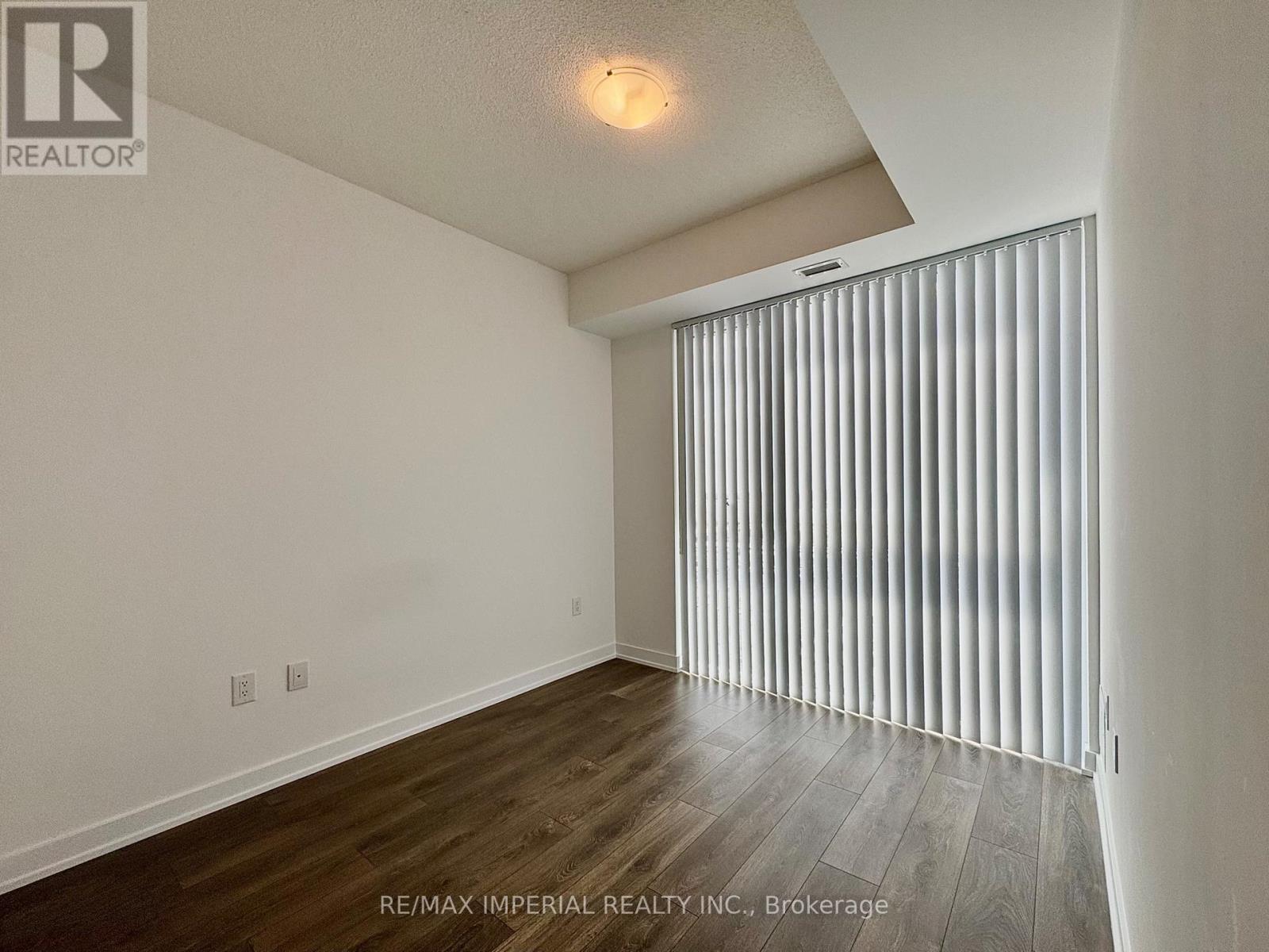 1606 - 10 HONEYCRISP CRESCENT, Vaughan (Vaughan Corporate Centre) — photo 8