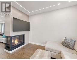 45 Colonial Crescent, Richmond Hill, ON L4E3X3 Photo 12