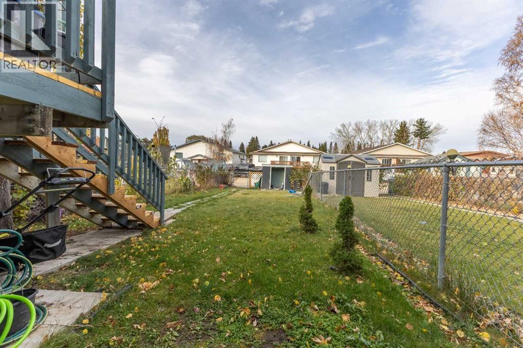 4430 47 Avenue, Sylvan Lake — photo 23