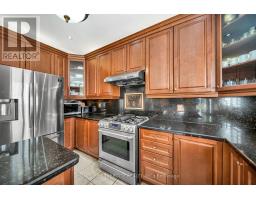 70 Appleaire Crescent, Brampton, ON L6R0V9 Photo 13