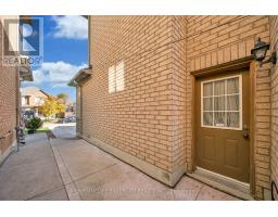 70 Appleaire Crescent, Brampton, ON L6R0V9 Photo 36