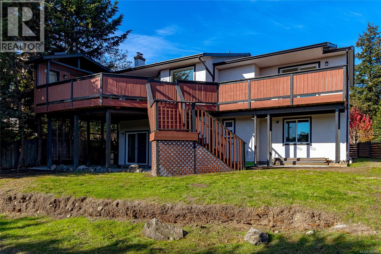 328 Damon Dr, View Royal - Image 1