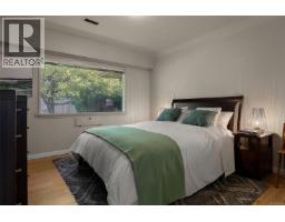 373 Richmond Ave, Victoria, BC V8S3Y2 Photo 15