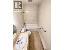 1265 Bentley Drive Unit# 311, London, ON N5V4M4 Photo 9