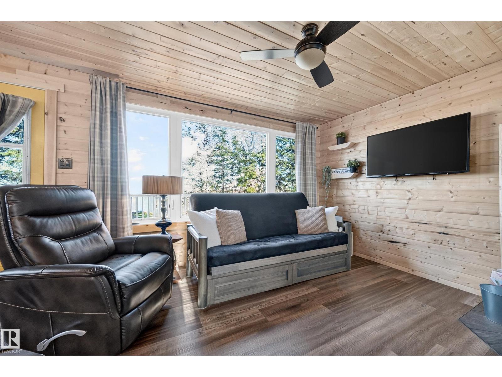 241 51268 Range Road 204, photo 16