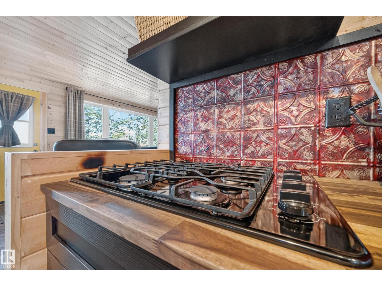 241 51268 Range Road 204, photo 12