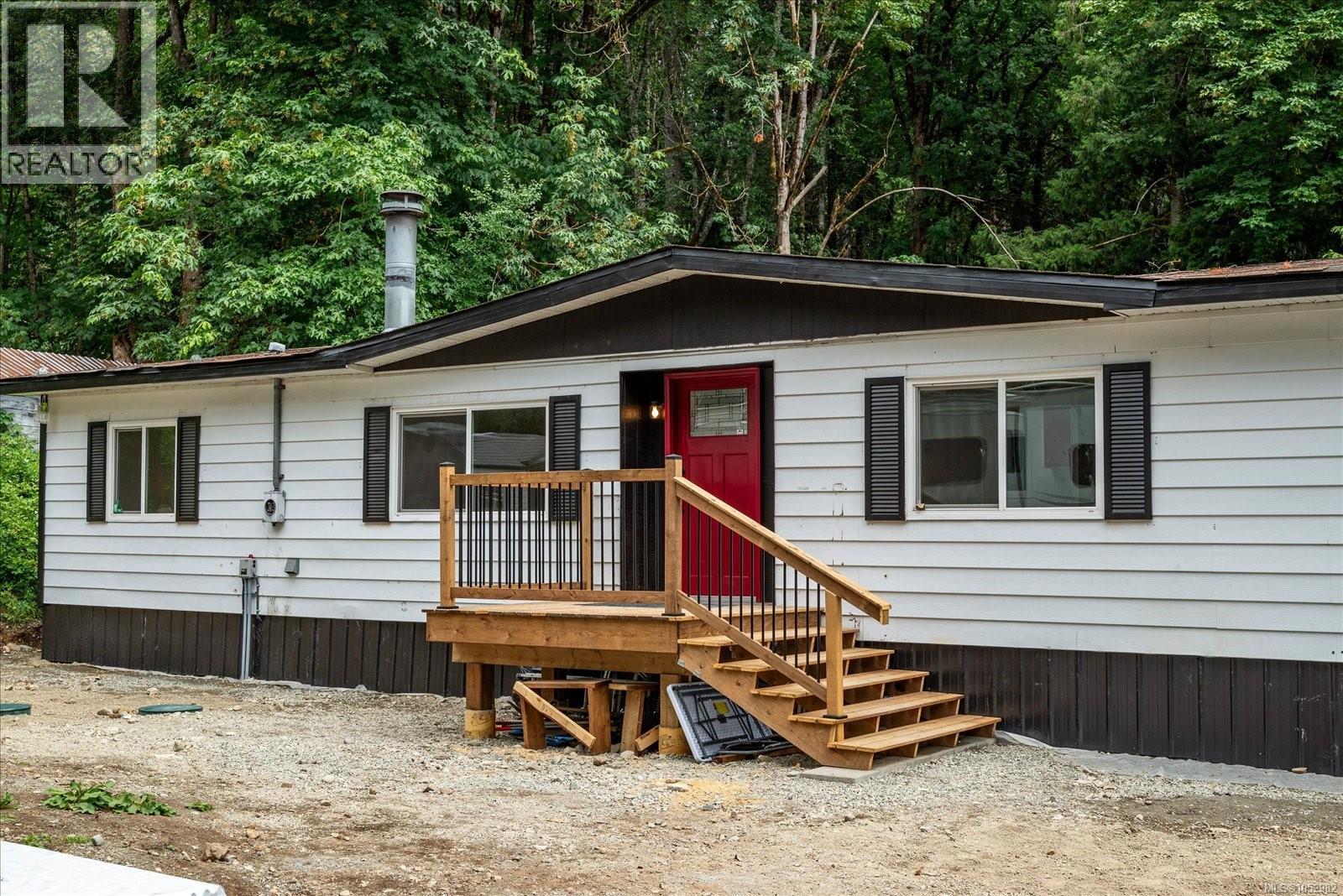 7353 Neva Rd, Lake Cowichan - Image 1
