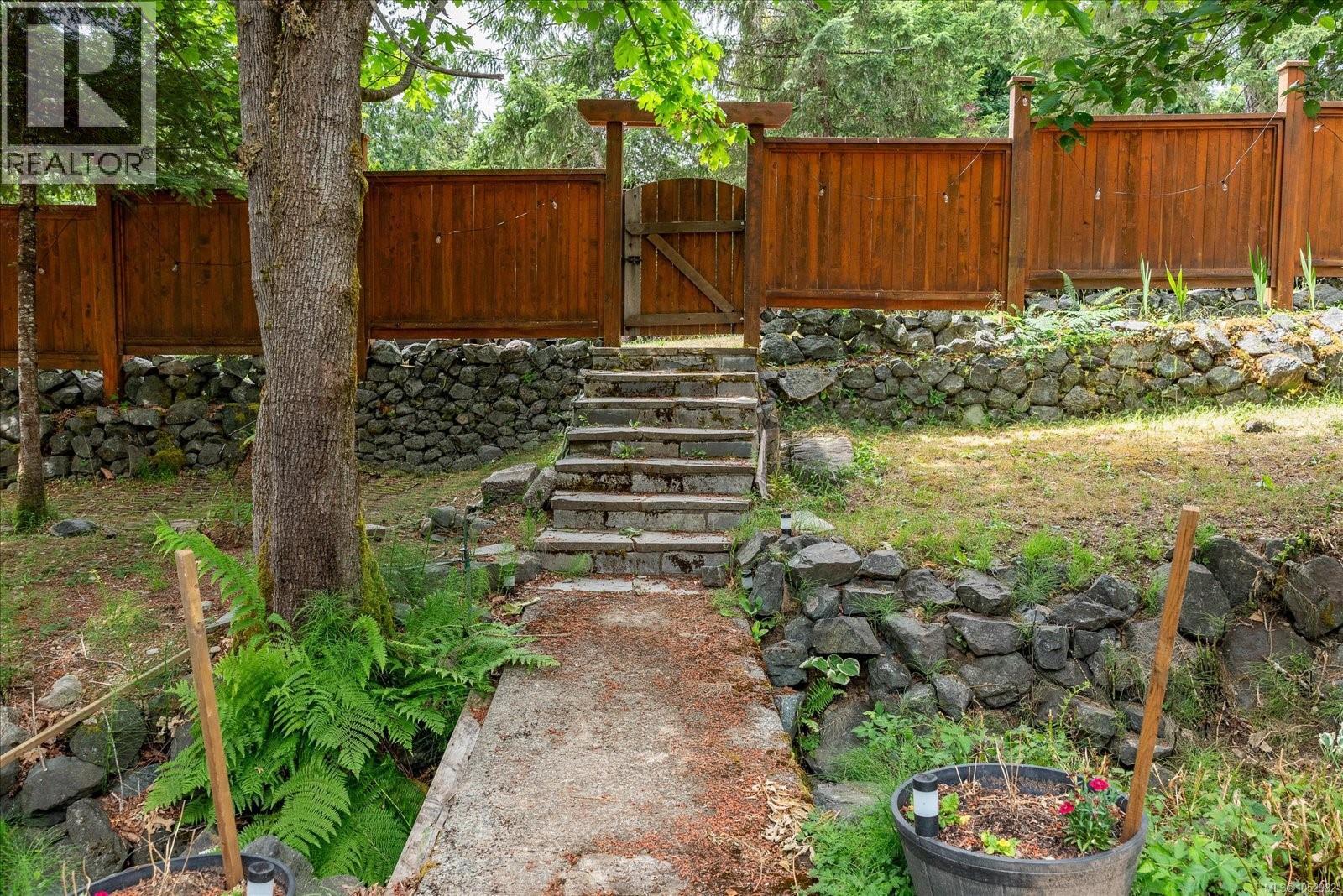 7353 Neva Rd, Lake Cowichan - Image 1