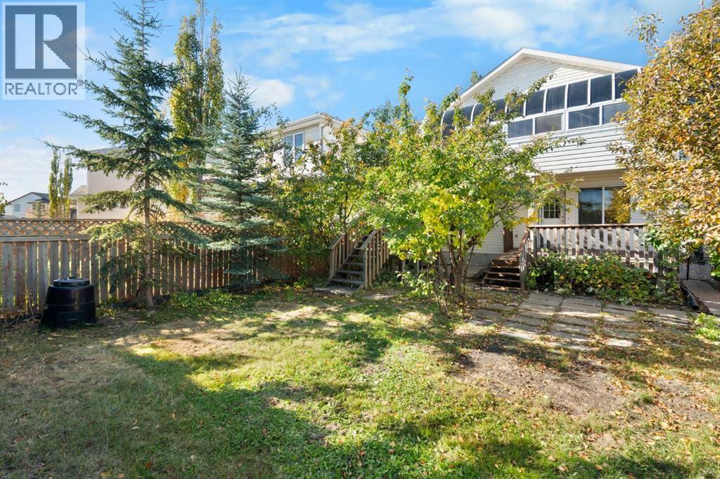 87 Citadel Meadow Grove NW photo 40