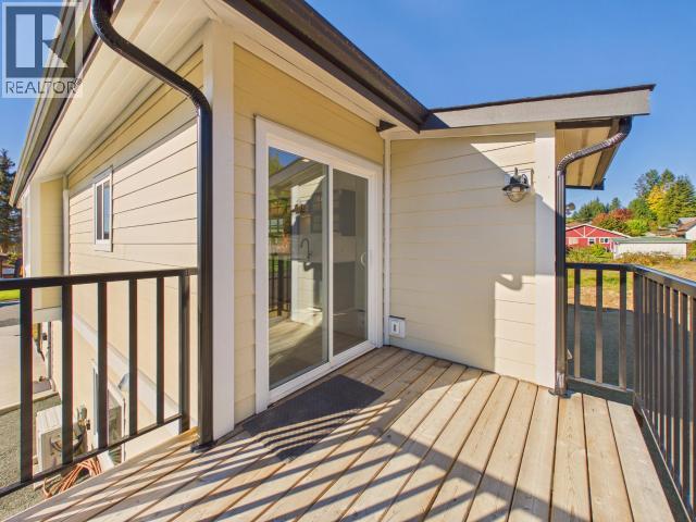 4708 REDONDA AVE, Powell River - Image 1