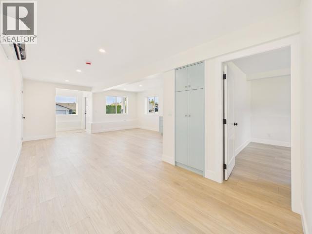 4708 REDONDA AVE, Powell River - Image 1