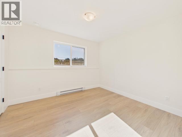4708 REDONDA AVE, Powell River - Image 1