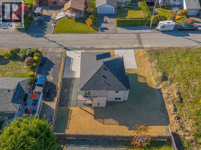 4708 REDONDA AVE, Powell River - Image 1