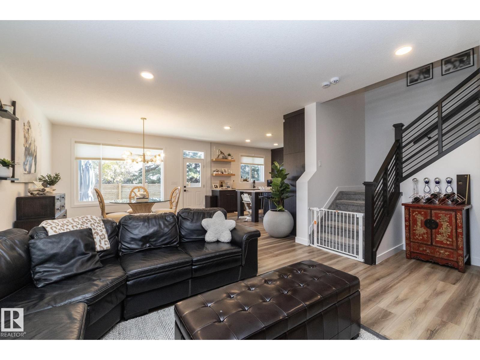 54 KINGSBURY CI, Spruce Grove — photo 4