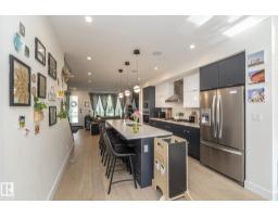 7733 81 Av Nw, Edmonton, AB T6C0V4 Photo 11