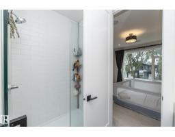 7733 81 Av Nw, Edmonton, AB T6C0V4 Photo 39