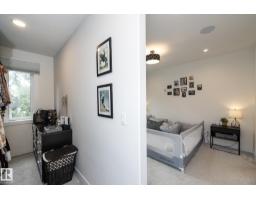 7733 81 Av Nw, Edmonton, AB T6C0V4 Photo 37