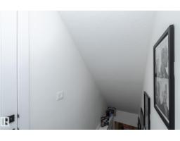 7733 81 Av Nw, Edmonton, AB T6C0V4 Photo 40