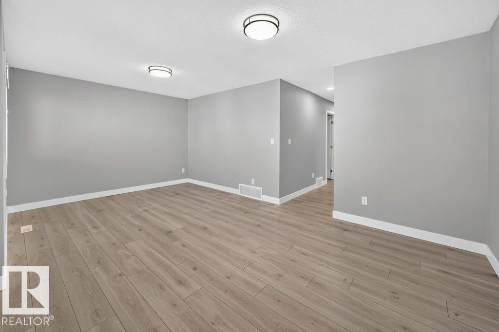 1612 ERKER WY NW, Edmonton — photo 35