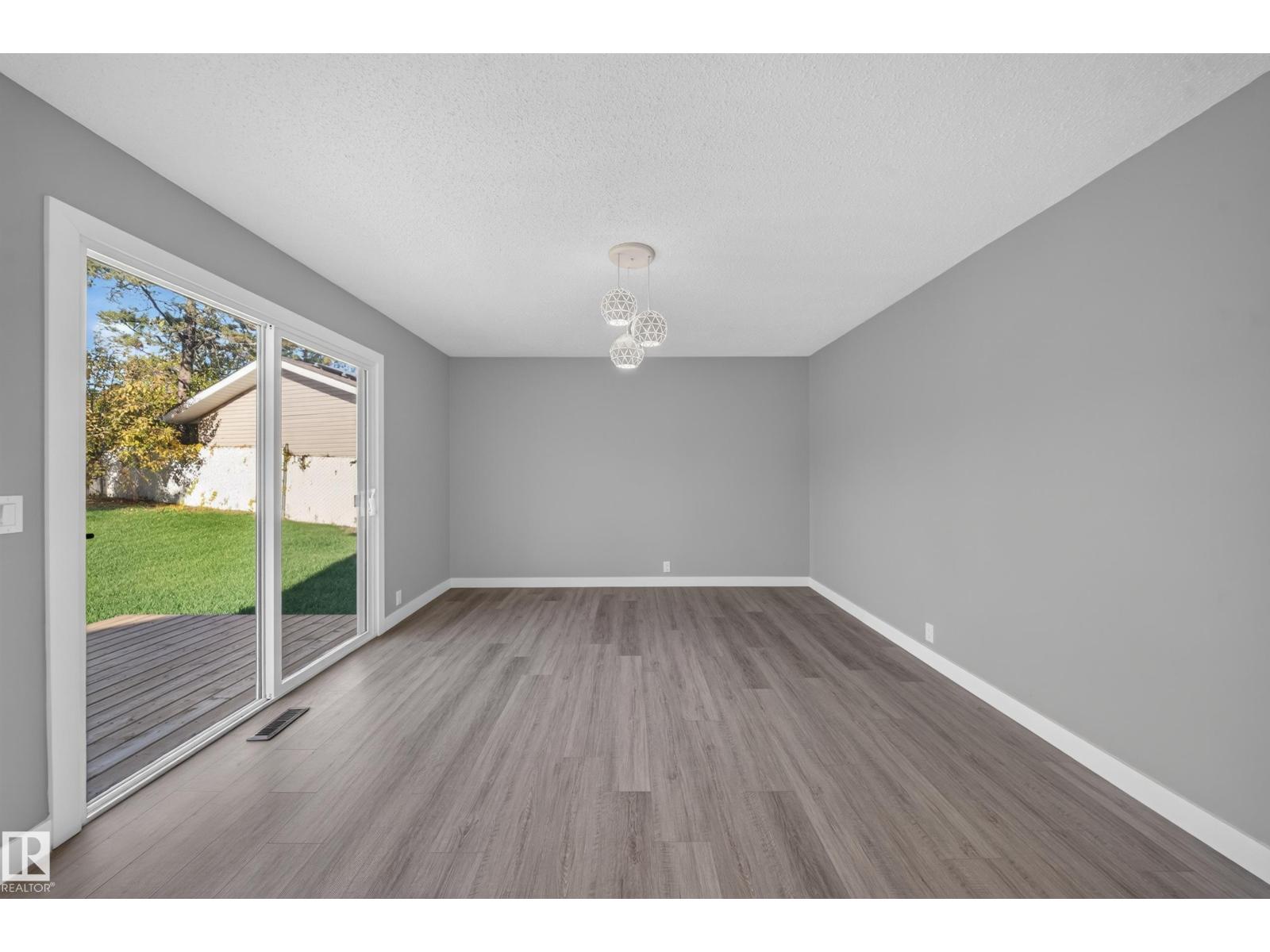4312 41B Street, photo 38