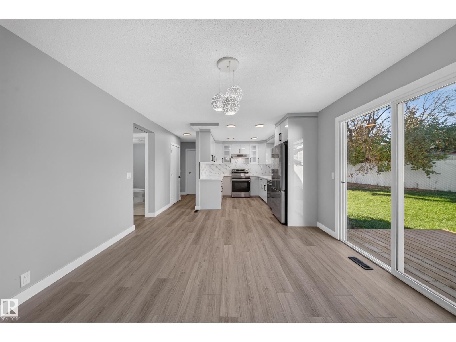 4312 41B Street, photo 37