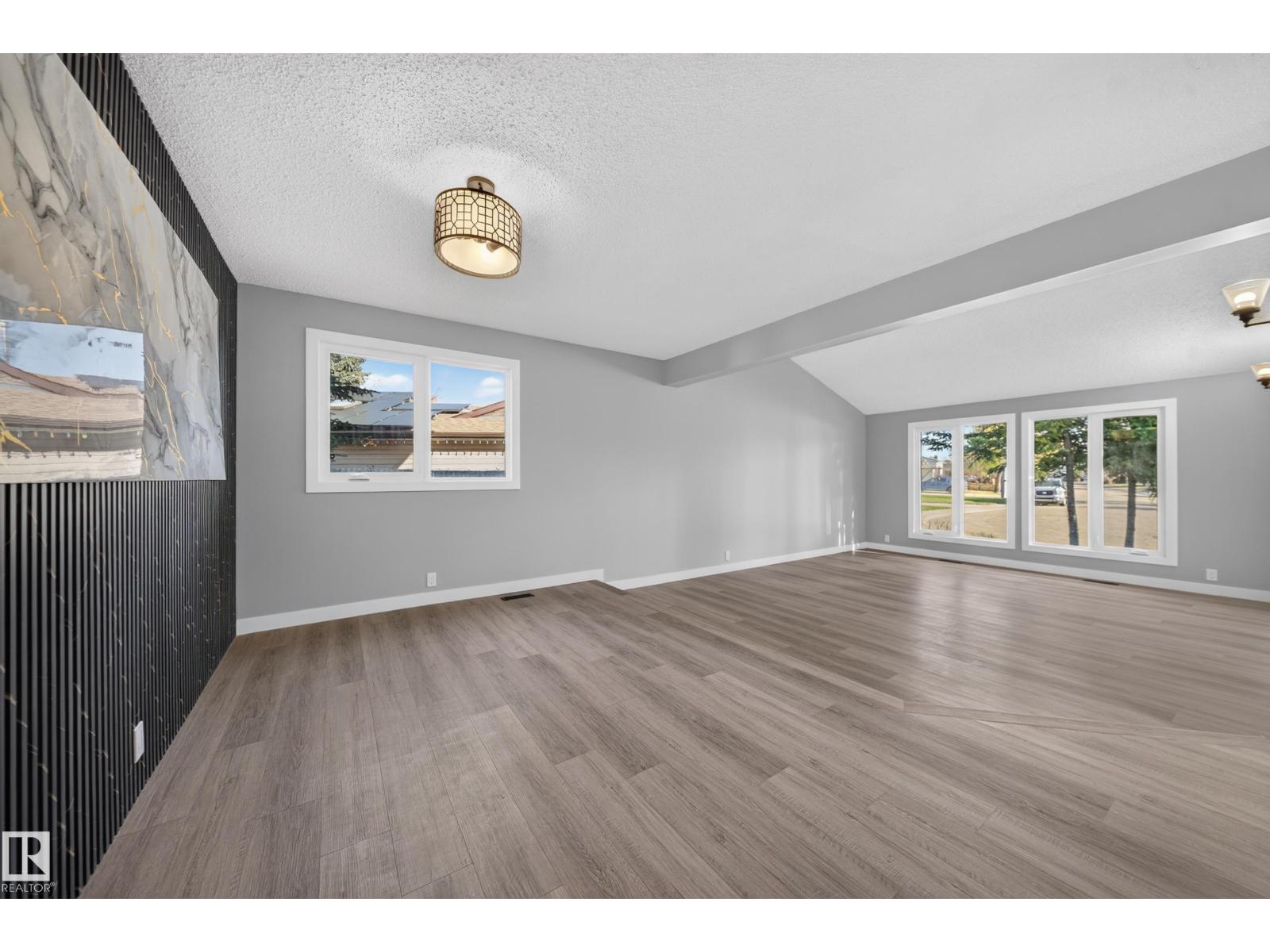 4312 41B Street, photo 29