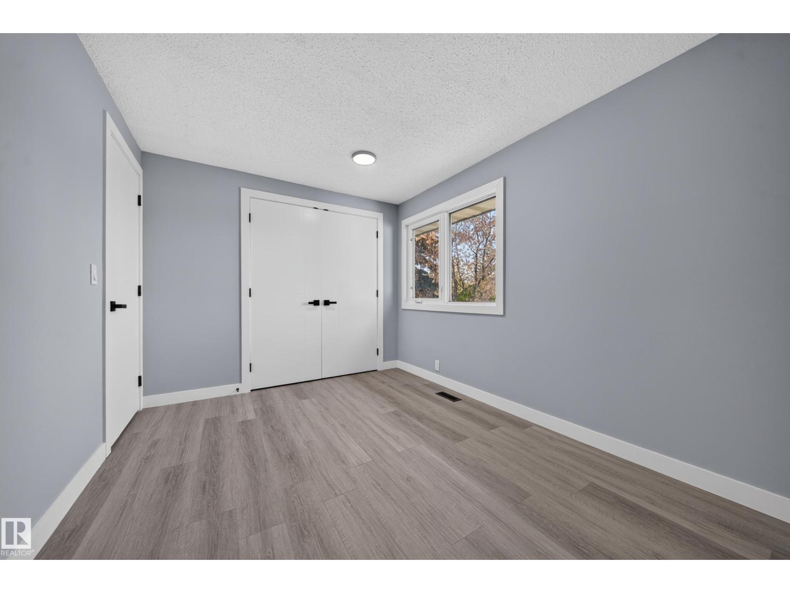 4312 41B Street, photo 48