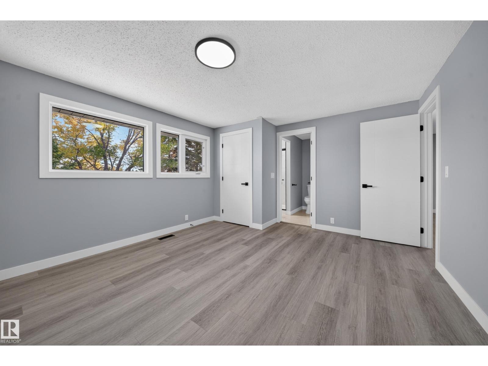 4312 41B Street, photo 54