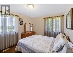 201 Cherry Street East, Bothwell, ON N0P1C0 Photo 28
