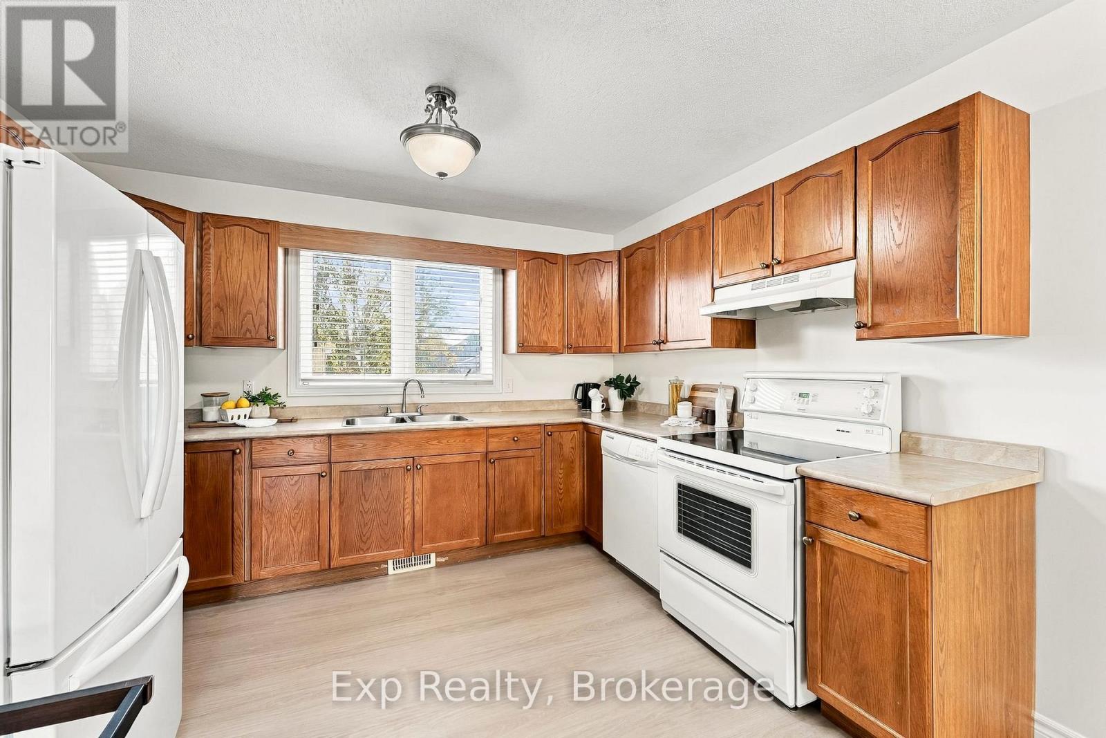 8 Jane's Court, Cramahe, ON photo 15